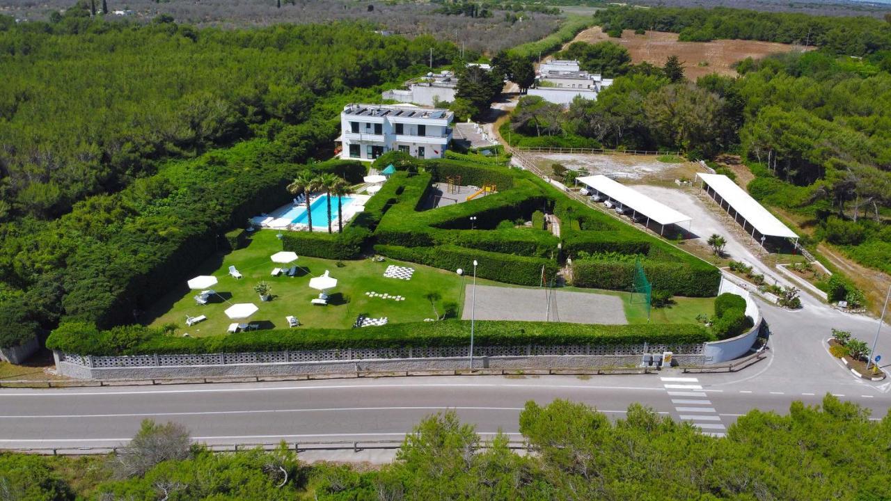 Residence Punta Cassano - In Piscina Sulla Spiaggia Di Sabbia Сан Фоча Екстериор снимка