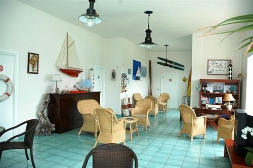 Residence Punta Cassano - In Piscina Sulla Spiaggia Di Sabbia Сан Фоча Екстериор снимка