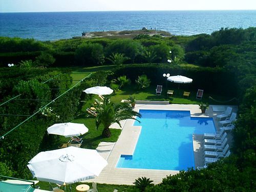 Residence Punta Cassano - In Piscina Sulla Spiaggia Di Sabbia Сан Фоча Екстериор снимка