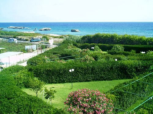 Residence Punta Cassano - In Piscina Sulla Spiaggia Di Sabbia Сан Фоча Екстериор снимка